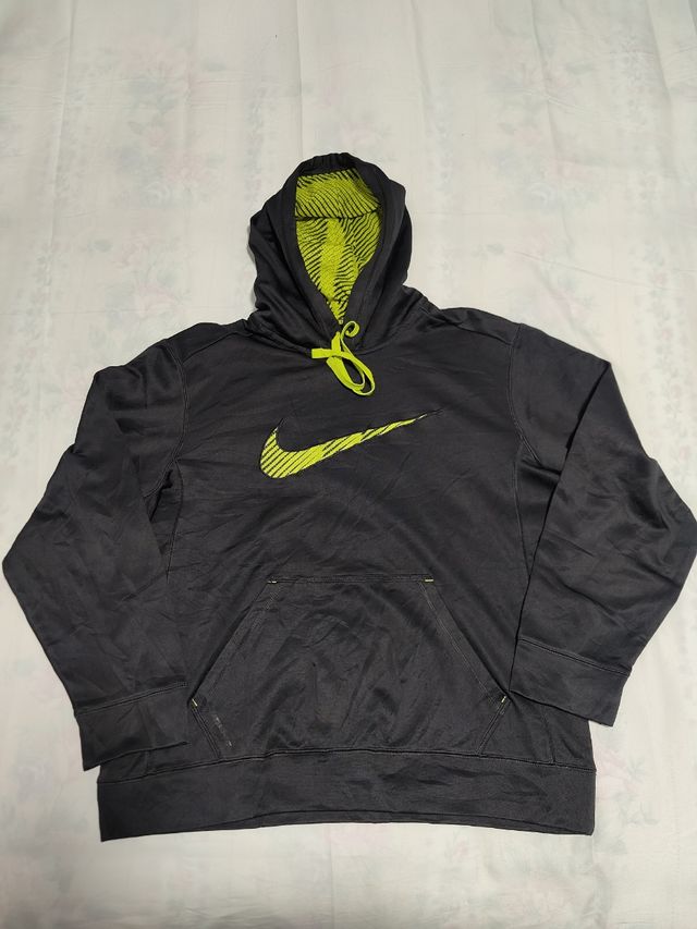 Sudadera Nike Color negro talla XL