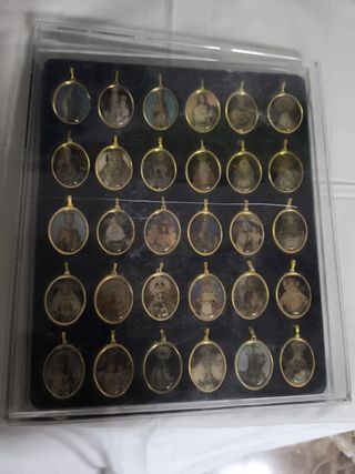 Colección medallas virgenes