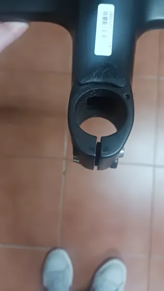 Manillar integrado Black in