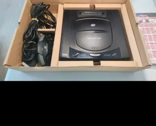 Sega Saturn,con 2 juegos y ST Key