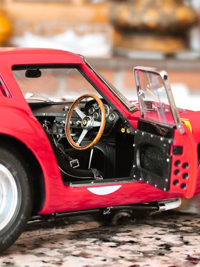 1:18 Ferrari 250 GTO, CMC