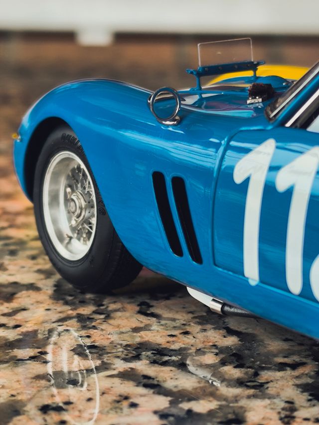 1:18 Ferrari 250 GTO, CMC
