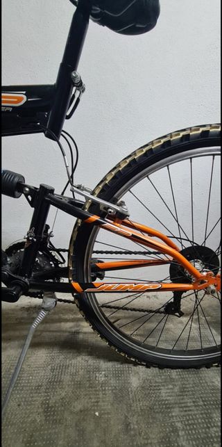 Nuovissima bicicletta mountain bike