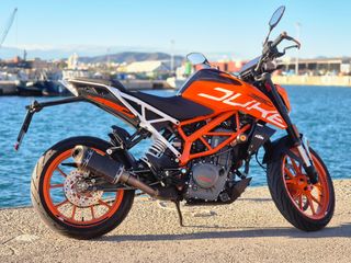 KTM DUKE 390 2018 A2