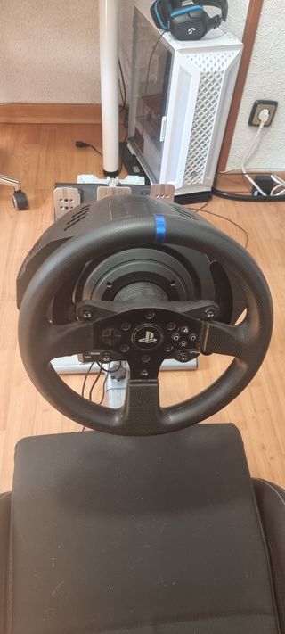 Simulador cockpit, volante y pedales