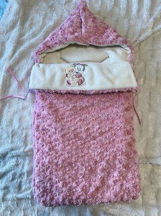 Saco capazo y maxicosi Disney Minnie Bebé