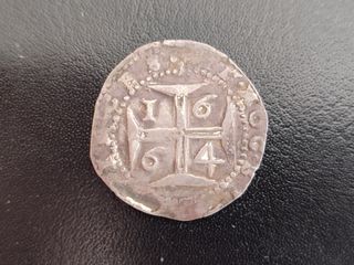 Meio Cruzado, 1664; moeda de prata (Portugal)
