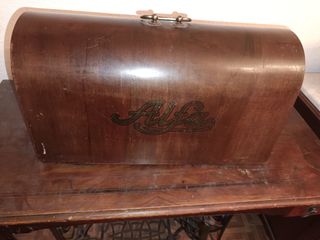Maquina de coser Alfa