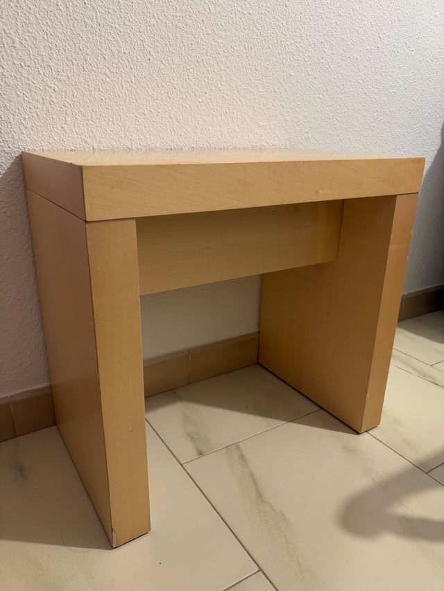 Mesa auxiliar madera