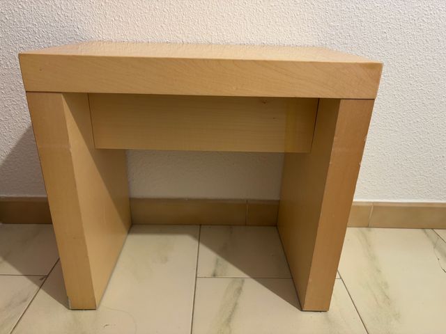 Mesa auxiliar madera