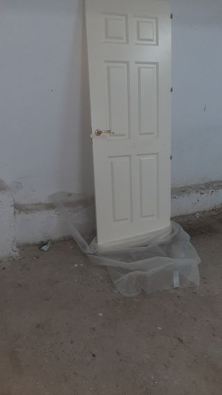 Puertas lacadas blancas