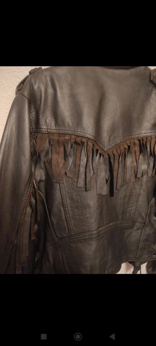 Cazadora cuero flecos