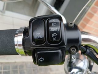 HARLEY DAVIDSON XL 1200 CUSTOM