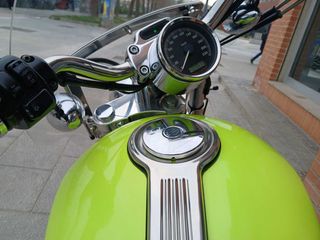 HARLEY DAVIDSON XL 1200 CUSTOM