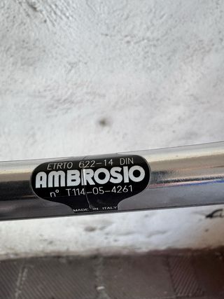 Ruota anteriore bici da corsa Ambrosio