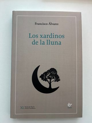 Los xardinos de la lluna -bable-