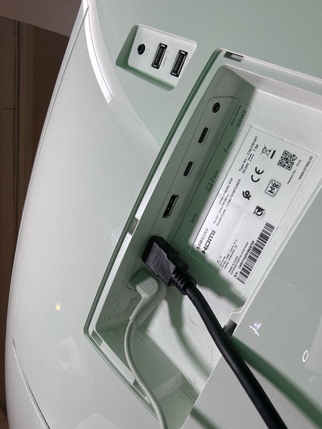 Monitor curvo panorámico Samsung QLED 34”