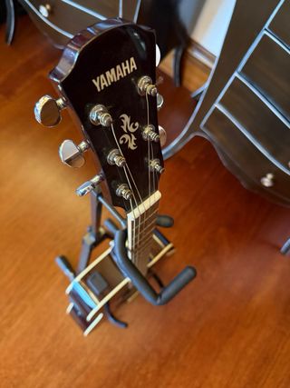 Guitarra Acustica YAMAHA APX500