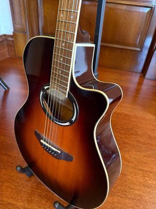 Guitarra Acustica YAMAHA APX500