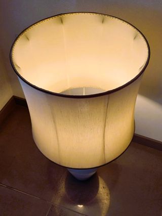 LAMPADA DA TAVOLO E DA TERRA