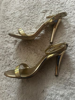 Sandalias tacón doradas BCBGeneration