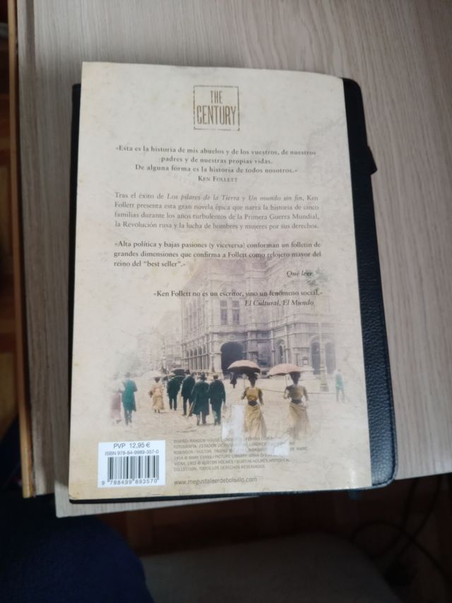 La caída de los gigantes (The Century 1) (Spanish Edition)
