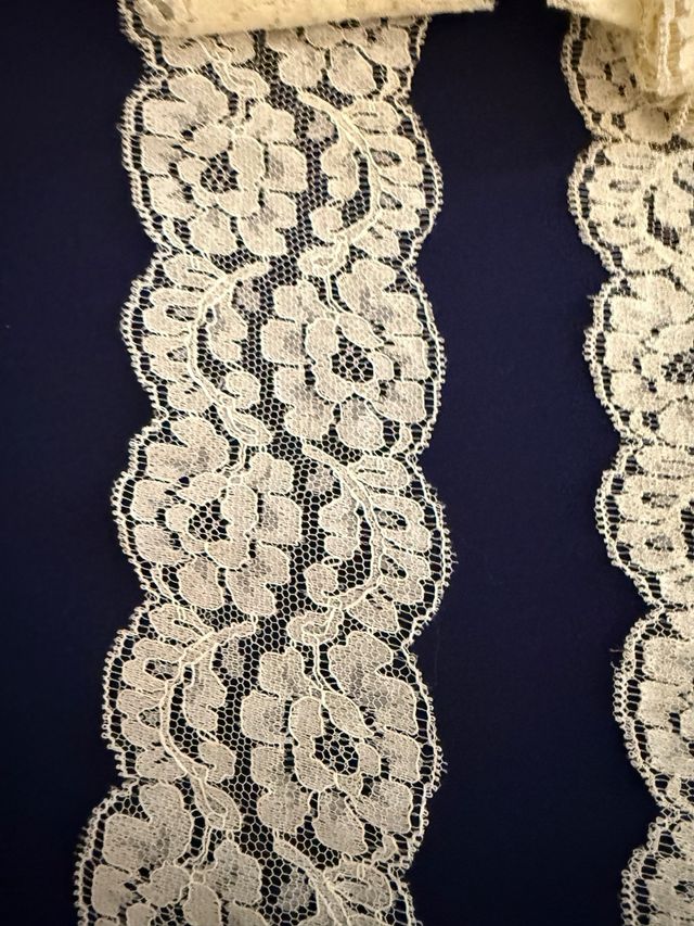 Punta de encaje 2 tiras de 7 cm ancho