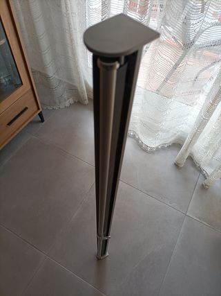 Estor enrollable, ajustable de largo