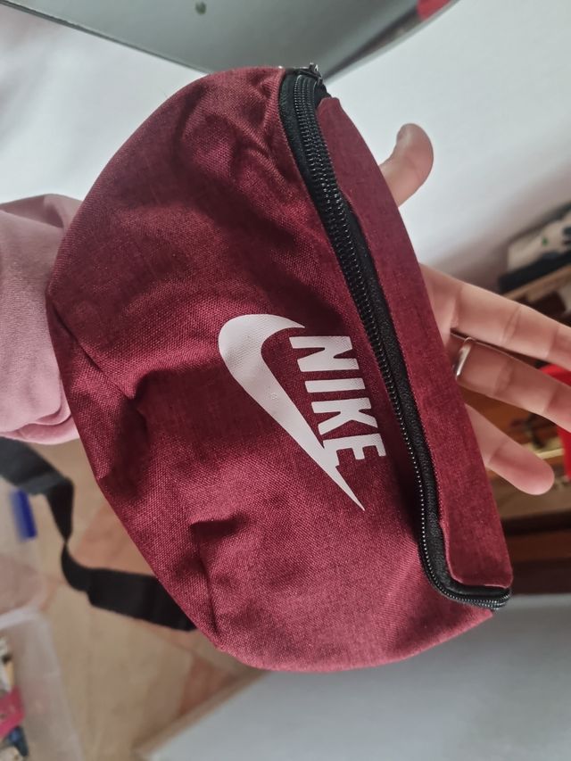 Riñonera Nike