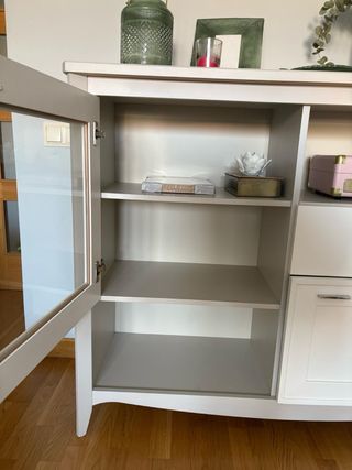 Conjunto mueble bajo y aparador pequeño