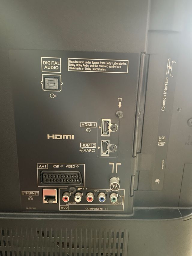 SMART TV PANASONIC 49”