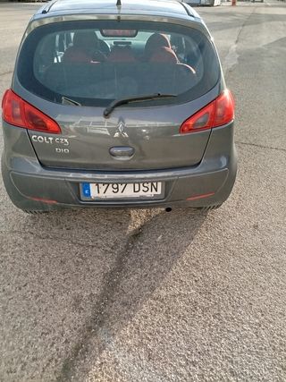 Mitsubishi Colt 2005