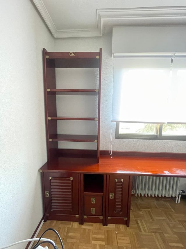 Escritorio+Estanteria+Mueble armario + estantería 