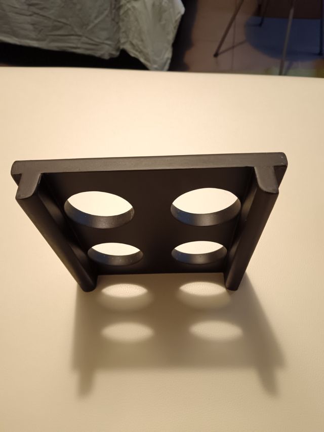 Porta candele di legno e alluminio