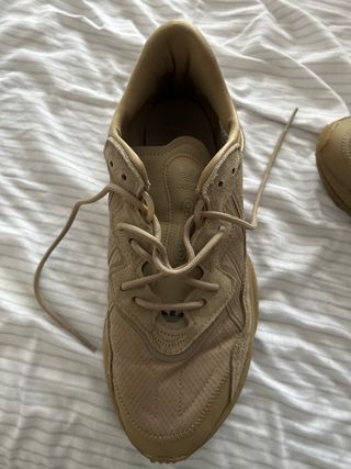 ADIDAS OZWEEGO
