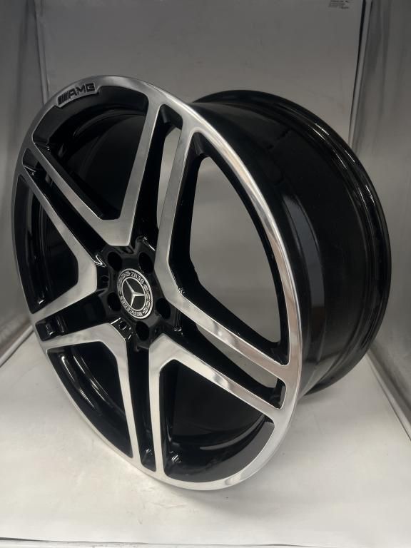 Juego llantas 20 pulgadas AMG original Mercedes