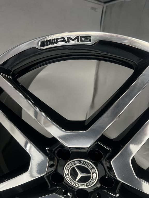 Juego llantas 20 pulgadas AMG original Mercedes