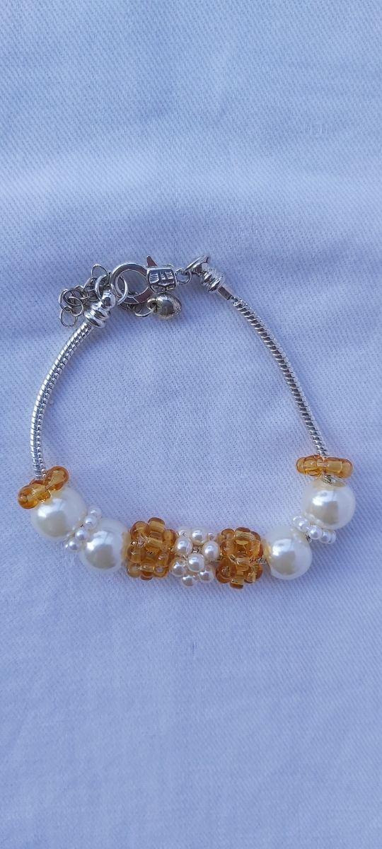 SET di collana e bracciale con charms colore perla
