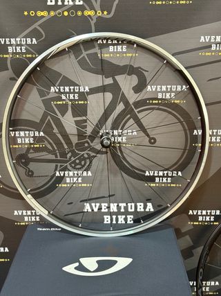 NUEVO!!! RUEDA DELANTERA CARRETERA SYNCROS RP 2.0