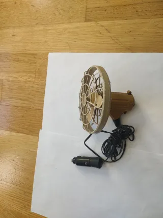 Ventilador portátil para coche.