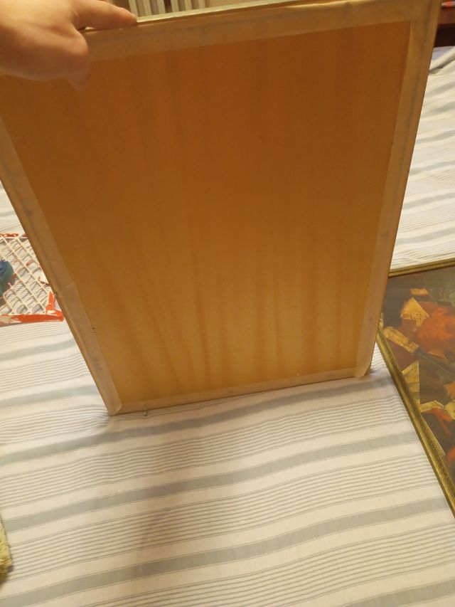 Cuadro de collage en tabla de madera