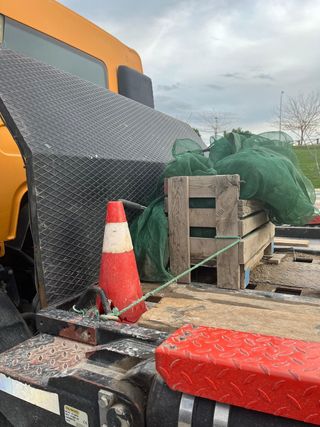 Camión portacontenedores