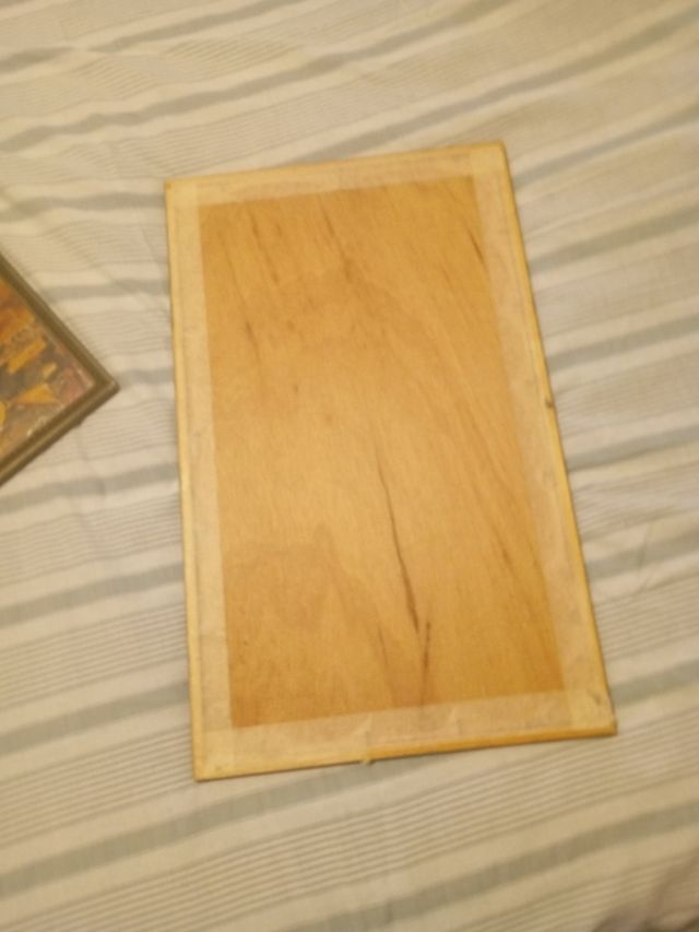 Cuadro collage más pequeño de madera