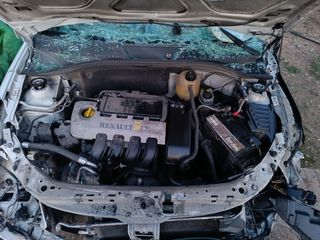 Despiece Renault Clio 2001