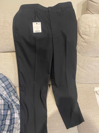 Pantalon gris de Zara L