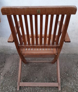 PAREJA DE SILLONES PLEGABLES MARCA “FSC”.