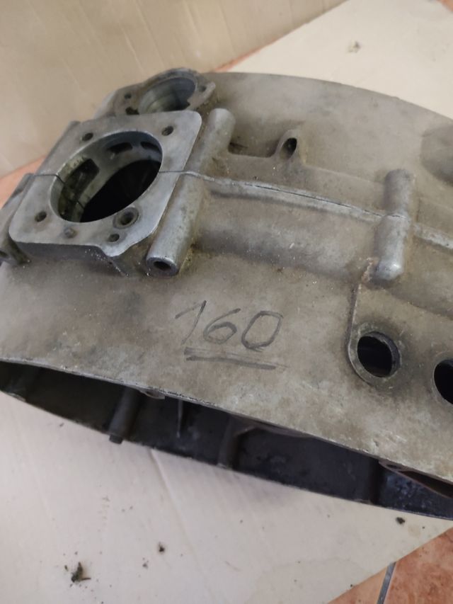 Cárter Ducati 160 Sport 