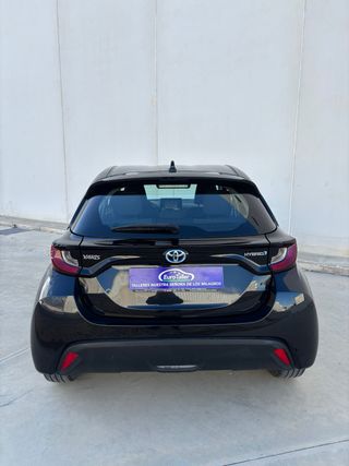 Toyota Yaris 2021