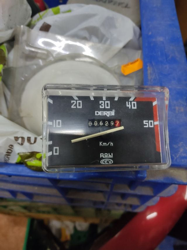 Motor Derbi Variant SLE Botón Rojo 