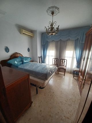 Venta de casa en Fernán-Núñez